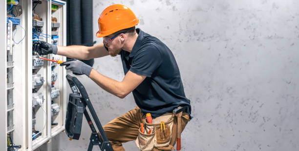 Best Local Electrician Companies  in Lovington, IL