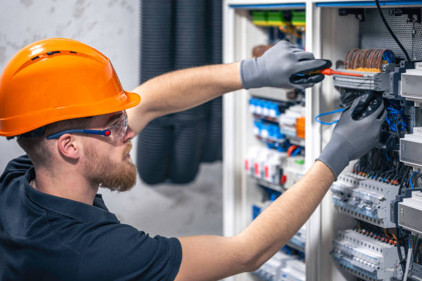 Best Electrical Contractors for Businesses  in Lovington, IL